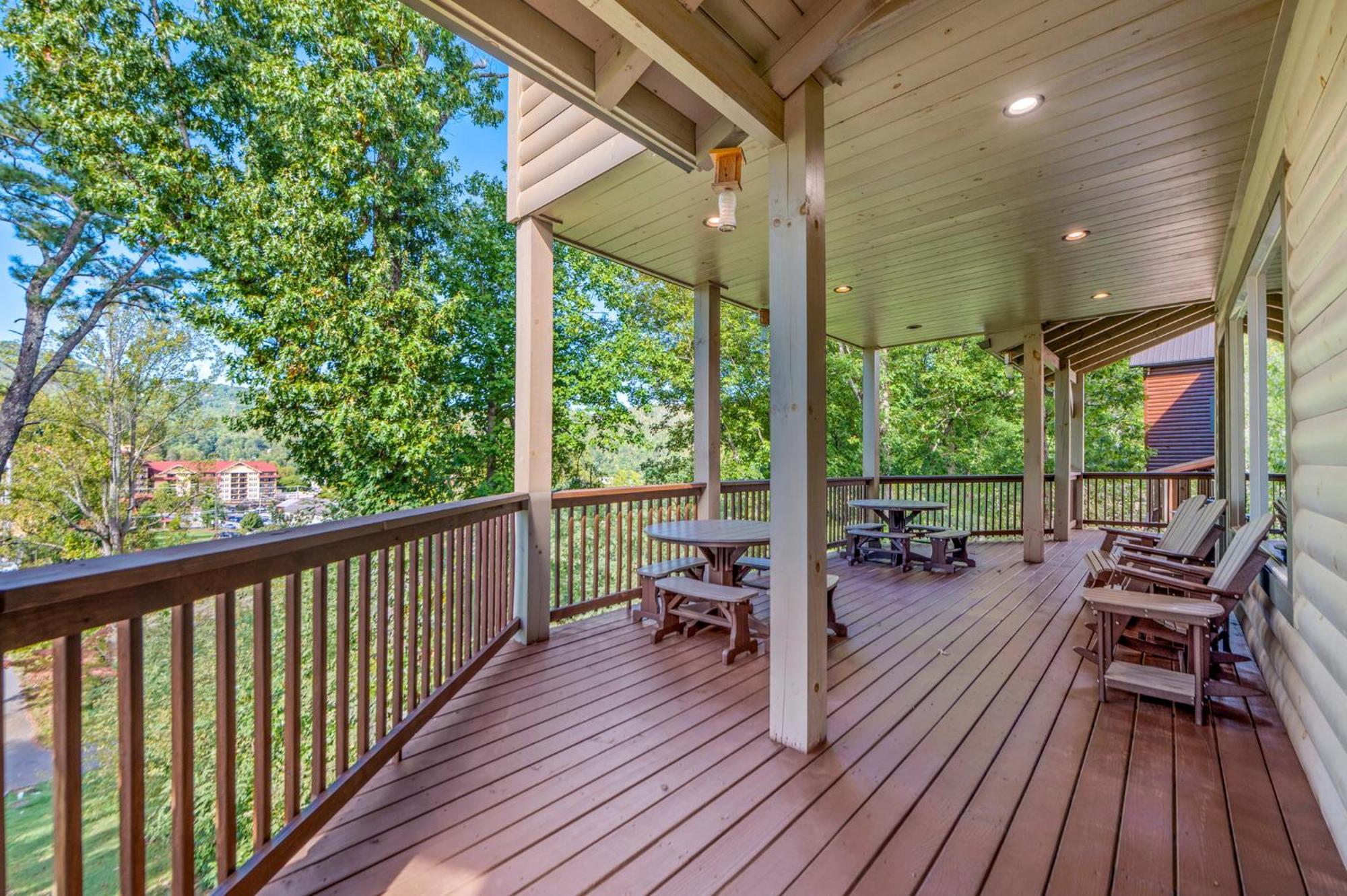 The Great Maple Retreat By Stony Brook Cabins Гетлинбург Екстериор снимка