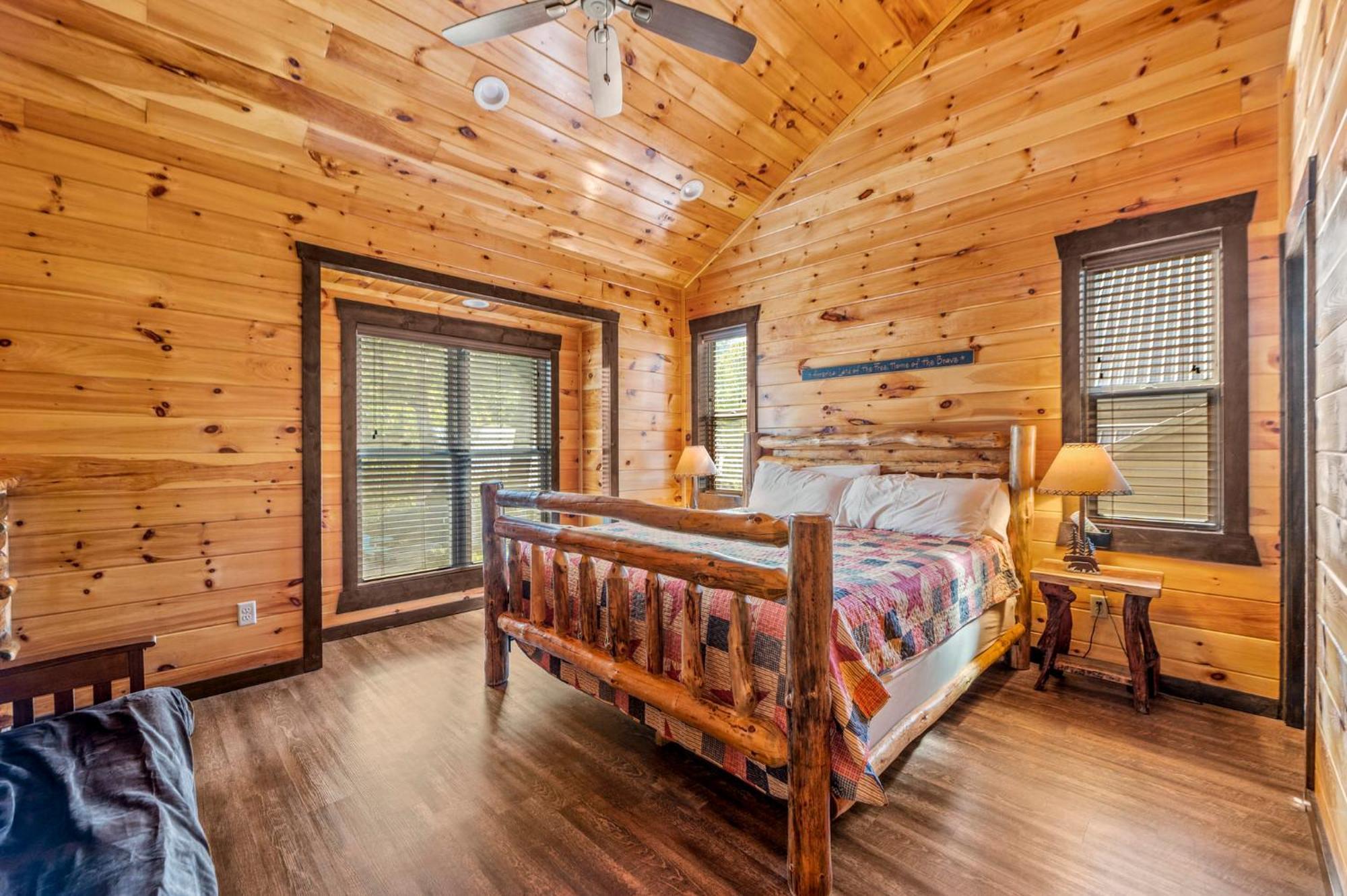 The Great Maple Retreat By Stony Brook Cabins Гетлинбург Екстериор снимка